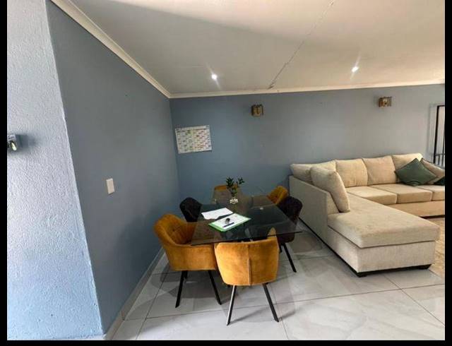 2 BEDROOM HOUSE FOR SALE IN KLOPPERPARK